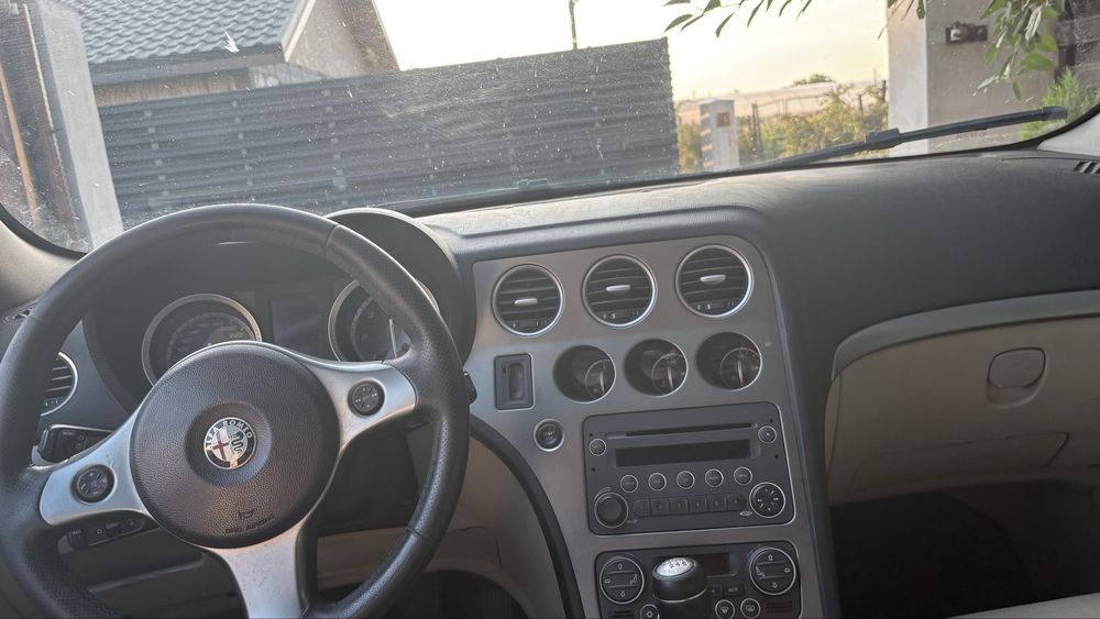 Alfa Romeo 159 2008 gri metalizat