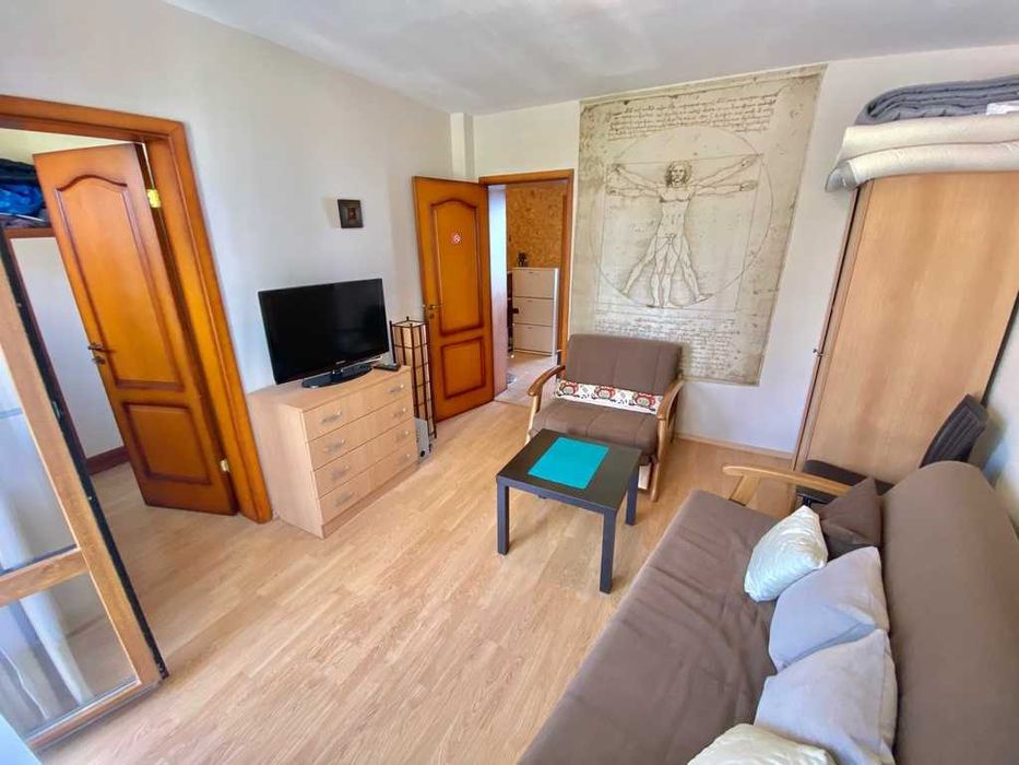 Двустаен апартамент с фронтална гледка море, Първа линия