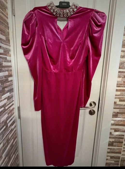 Rochie midi nouă cu diamante