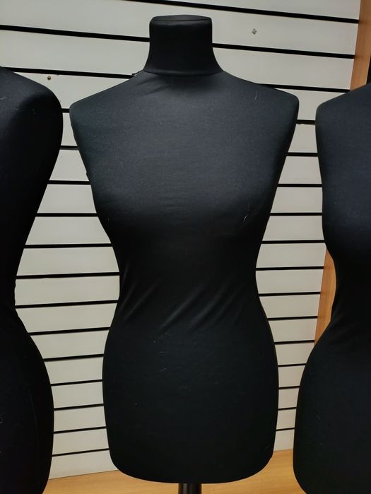 Продам манекены.