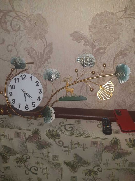 Часы новый в коробке