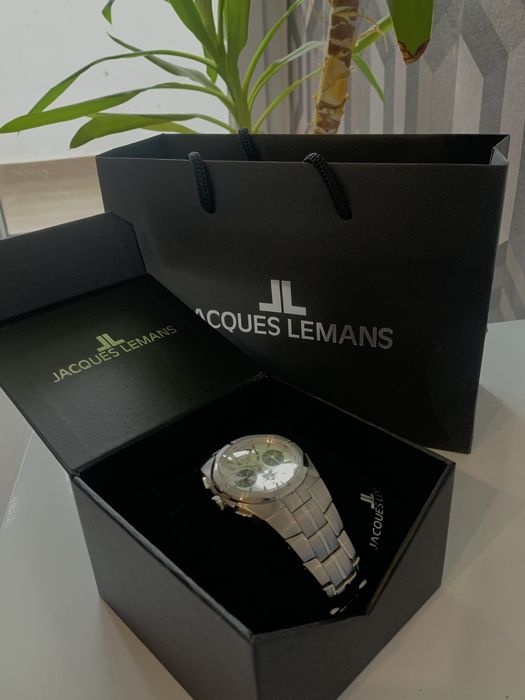 Jacques Lemans мъжки часовник