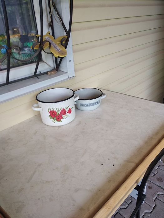 Продам  посуду .