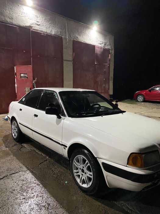 Audi B4 продаю.