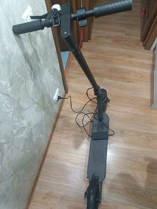 Электросамокат Xiaomi m365