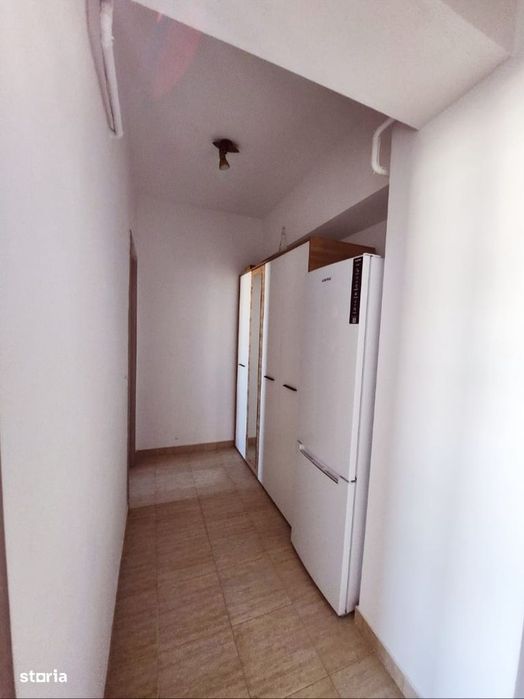 Garsoniera mare decomandata cu balcon Dem Radulescu