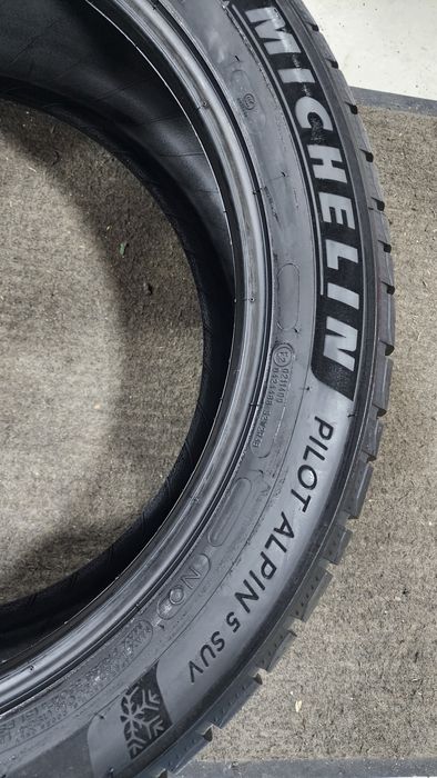Michelin pilot alpin 5 suv 265/45r20
