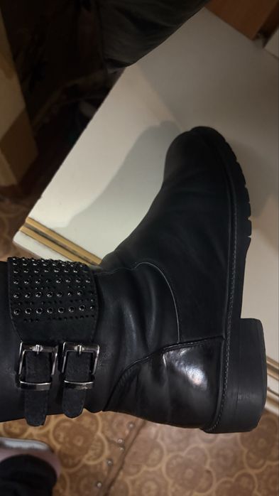 Женские зимние сапоги