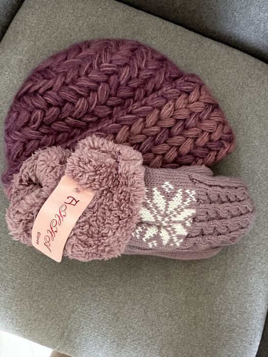 Шапка и варежки