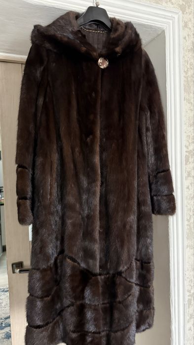 Норковая шуба срочно