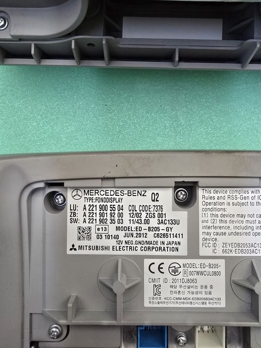 Монитори за задна седалка MERCEDES ,BMW