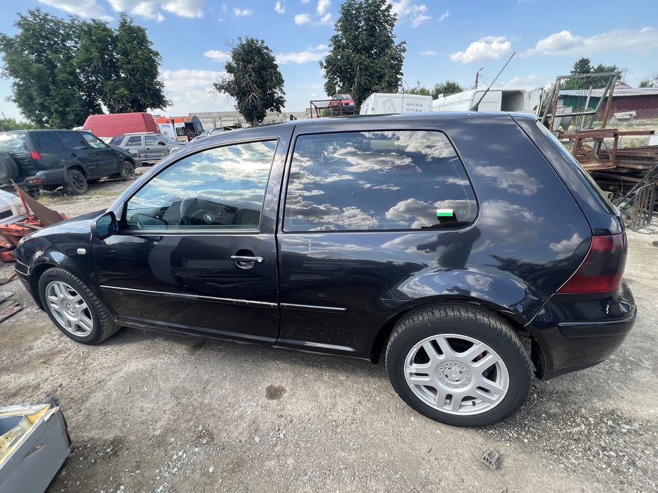 Volkswagen Golf 4 1.9 НА ЧАСТИ