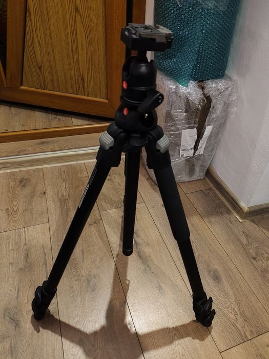 Trepied foto Manfrotto 3021BPRO Tripod,cap 468RC2