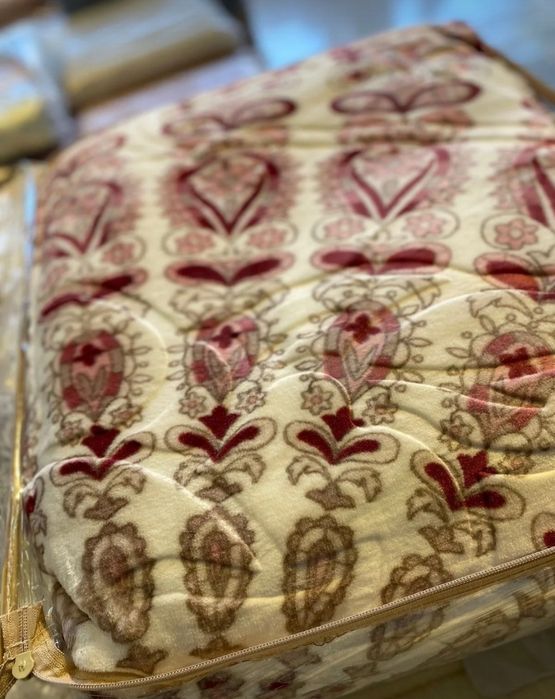 Pătură groasă de 4 kg,de nurca 200/240 superba