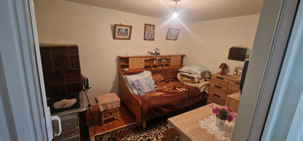 Casa 3 camere cu 1015m² teren