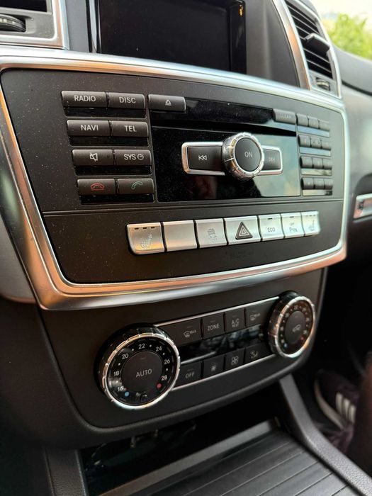 Mercedes-Benz ML 250 Bluetec 4MATIC Autoutilitară –  EURO 6