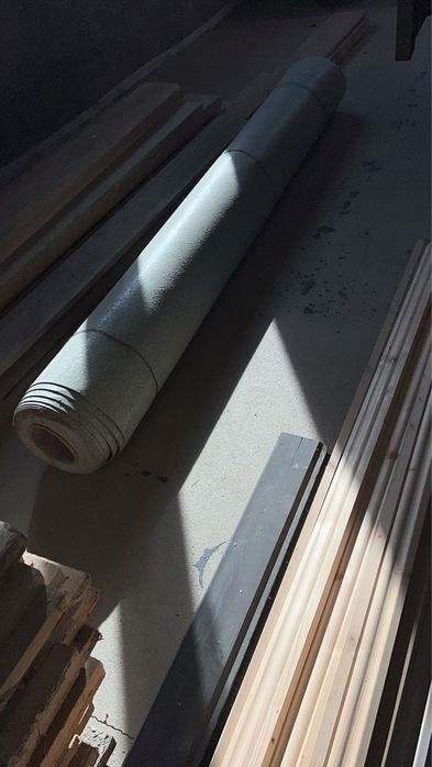 Linoleu industrial foarte buna calitate . Aprox 80-100 m2