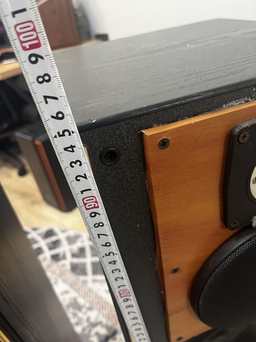 Колонки JBL напольные