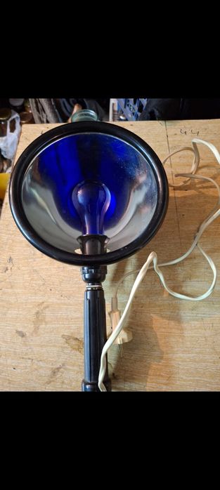 Продам лампу.  .