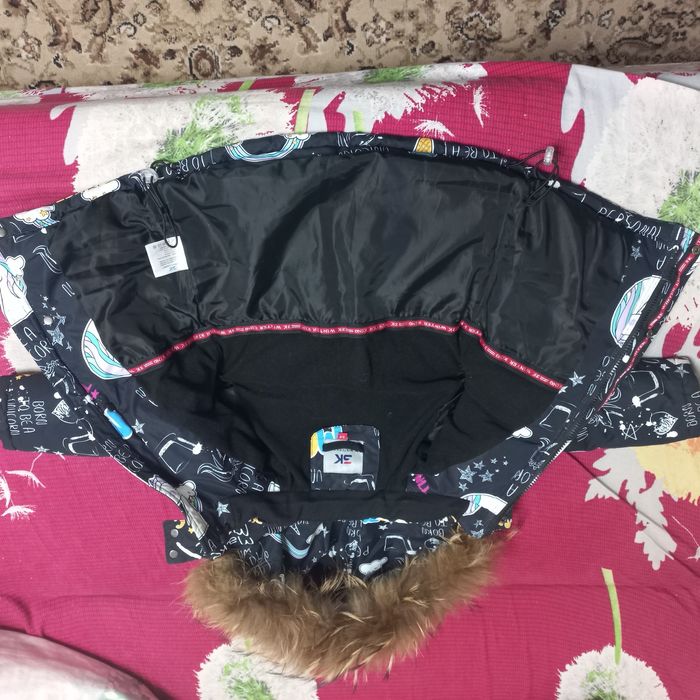 Продам комбинезон на девочку на возраст 2.25 года