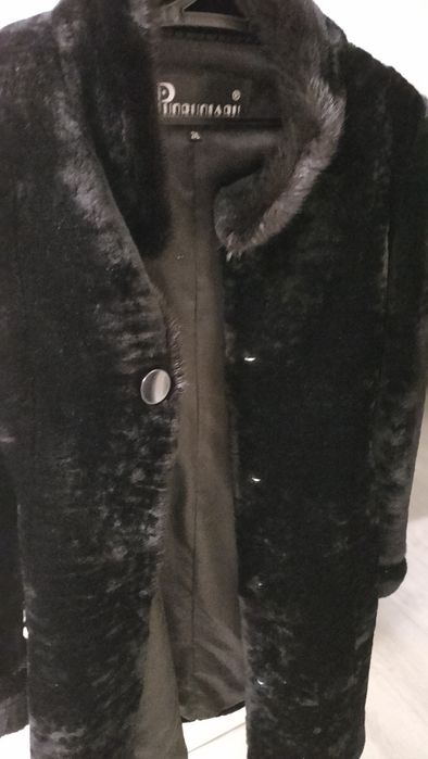 Продам мутоновую шубу