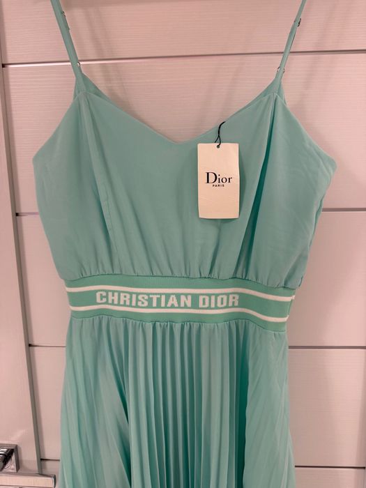 Висок клас лятна рокля на CD