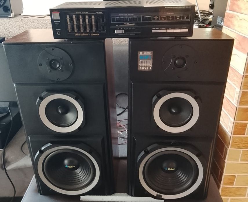 Stație audio Fisher +  boxe originale