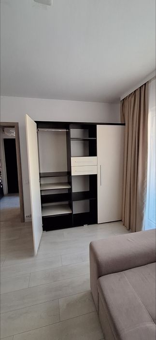 Vând mobilă de living modulară+ sifonier  cu două uși