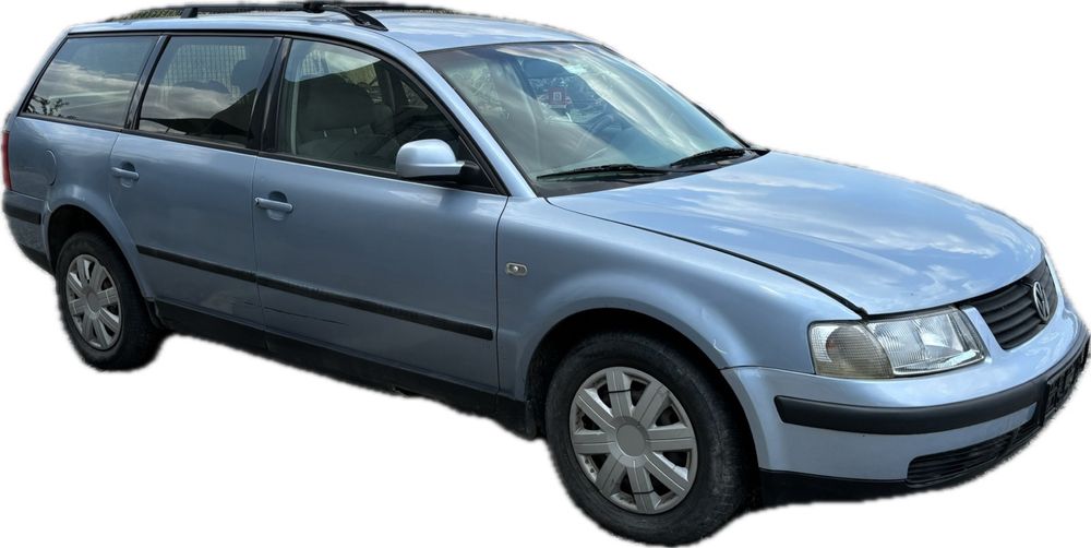 Vw Passat b5 1.6i Пасат б5 1.6 на части!