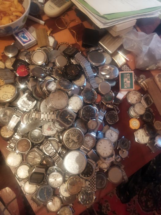 Продам часы ссср ручной