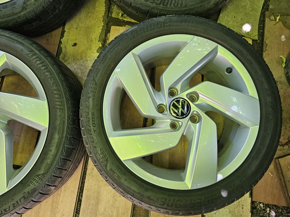Jante aliaj 17" Seat /Skoda/Volkswagen/Audi cu anvelope 225/45/17