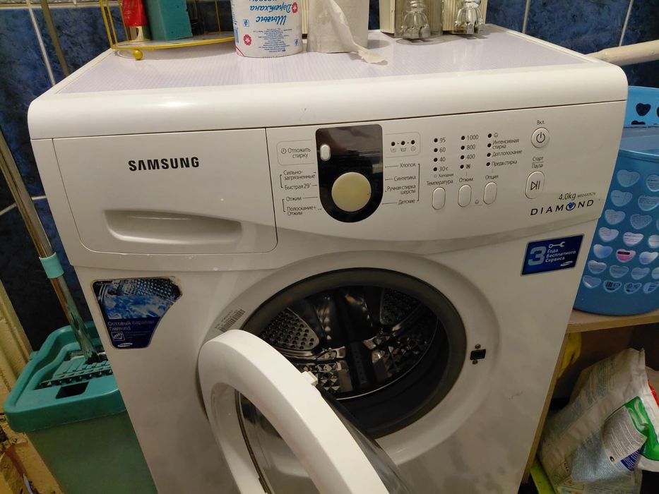 Продам стиральную машину Samsung.