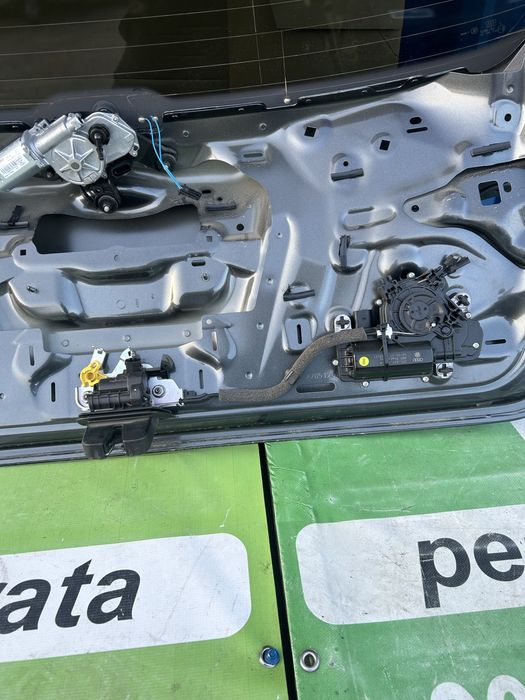 Broască, îcuietoare  haion cu Soft close  Audi A4 B9 avant