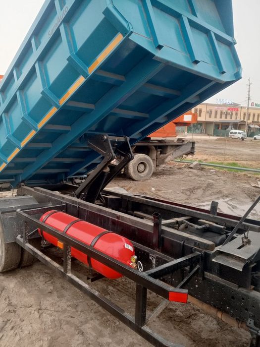 Исузу самасвал сотилади