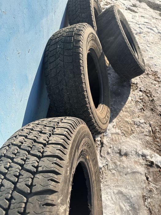 235/75/R15 Maxxis 3 шт, Belshina 1 шт