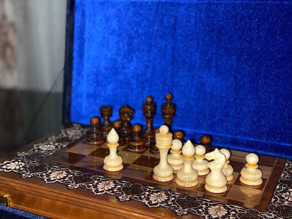 Шахматы / Shaxmat / ручная работа сделано из дерево орех