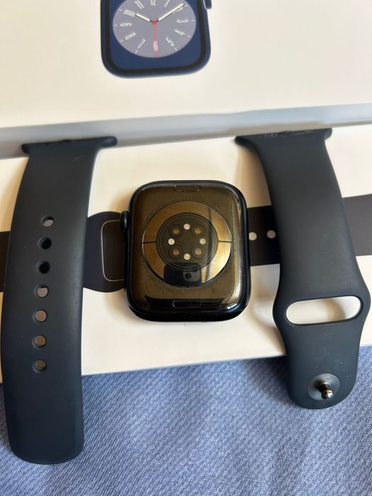 Apple watch 8 в идельном состоянии