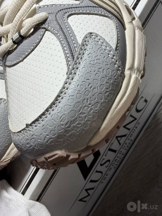 Asics GEL-Kahana 8 – Unikal dizayn va oversize stil uchun ajoyib