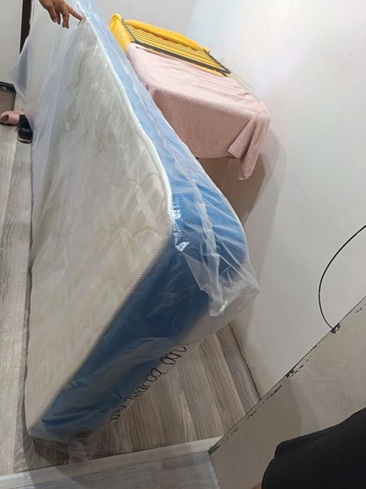 Продам Матрас 2/90