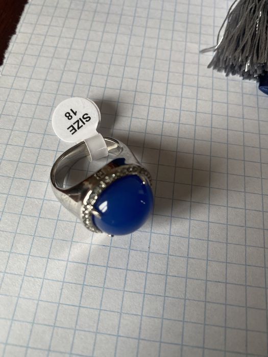 Бижутерия, броши