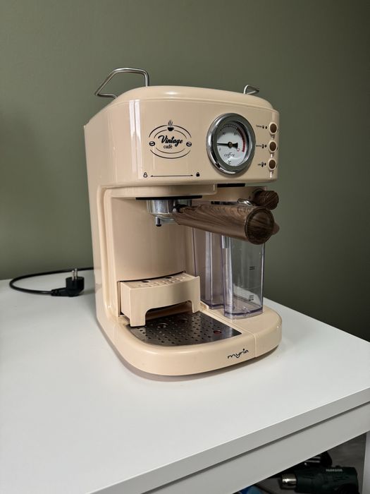 Vand Aparat de cafea Myria