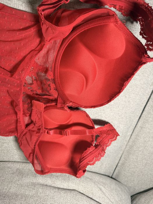 Ново дантелено боди HM