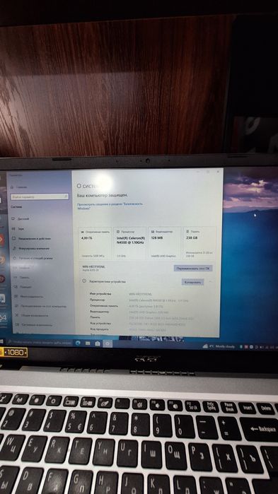 Noutbuk Acer,256 ssd full hd ekran