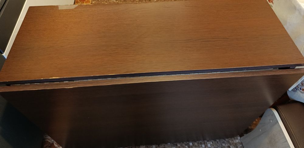 Donez masă de sufragerie