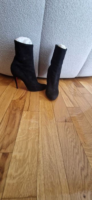 Incaltamine de iarna - Botine Louboutin