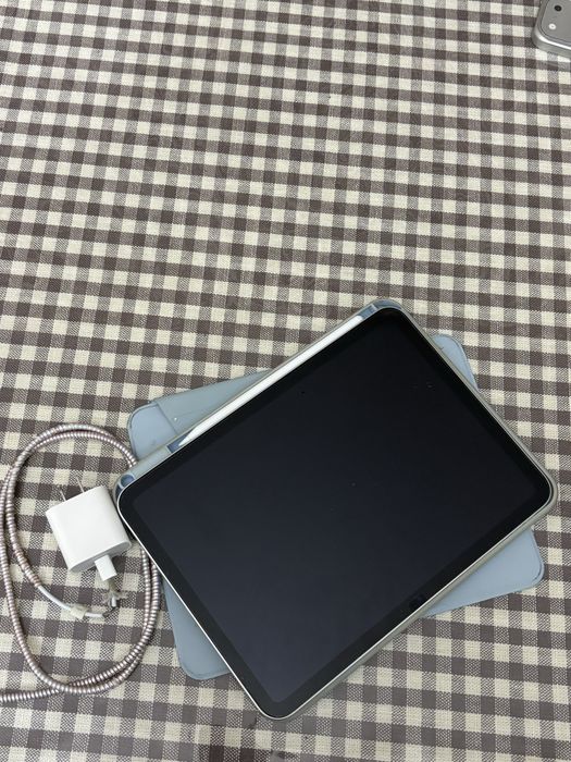 Продается ipad А16