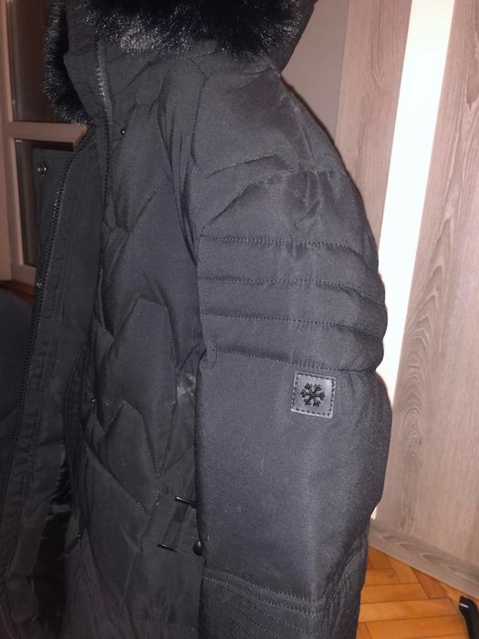 Дамско зимно яке