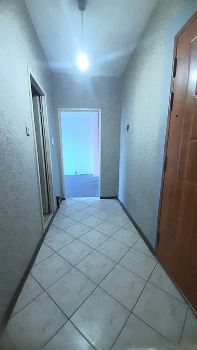 Дава се под наем Двустаен апартамент в Търговище, Център - 50 кв.м за 45390 € - Снимка #2