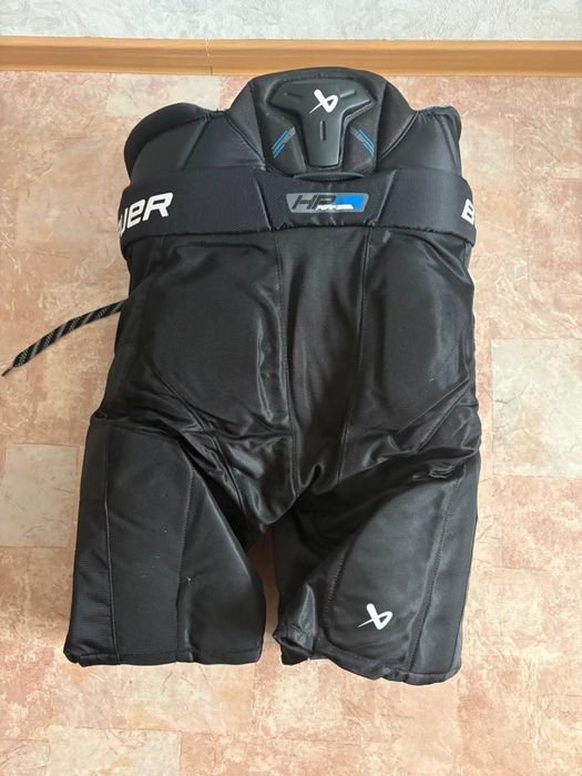 Форма хоккейная