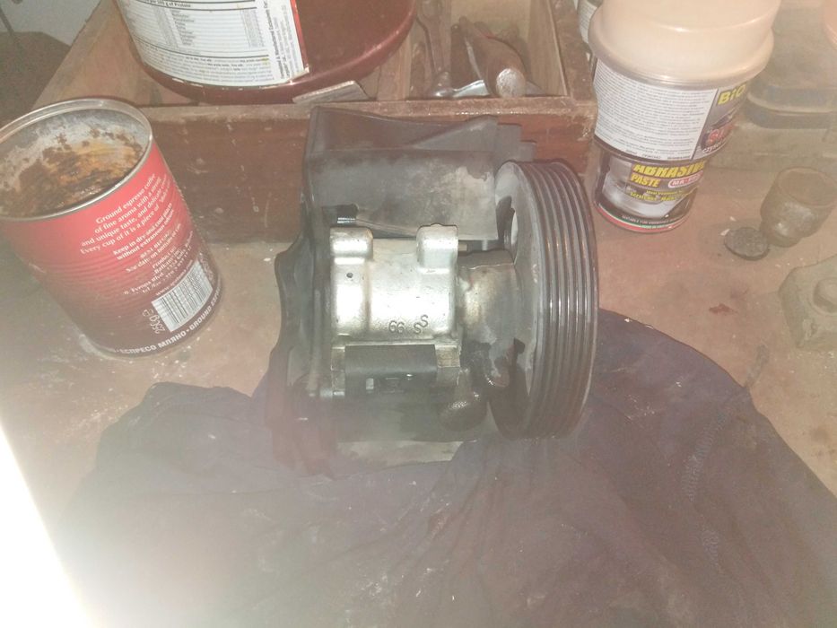 Оригинална хидравлична помпа за Пежо 206, 1.6i хечбек-отлична